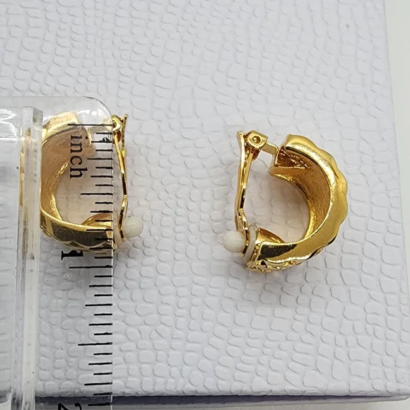 Givenchy Large Gold Clip On Earrings - Picture 14 of 16